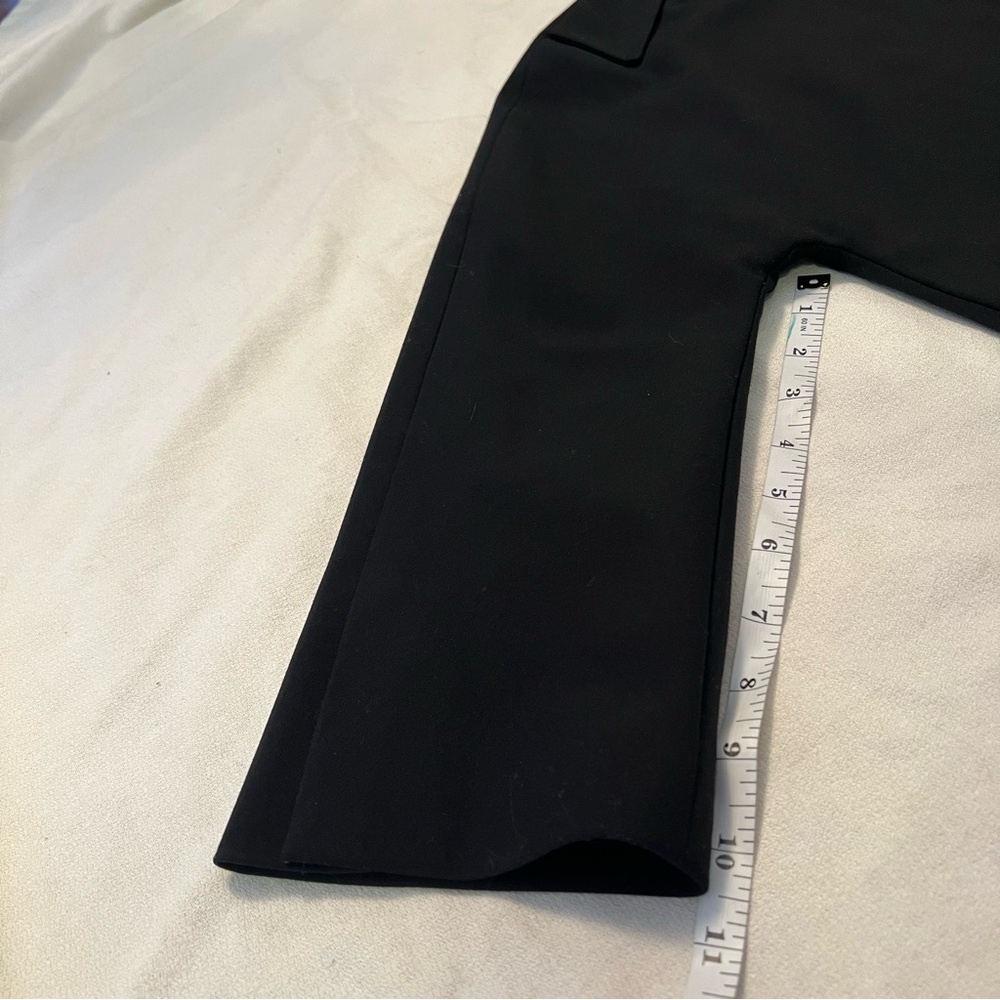 Elegant Black fully lined Women's cropped Jacket - Picture 14 of 14